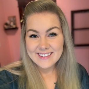 Meet your Posher, Kalli